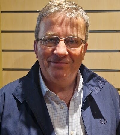 Simon Flowers